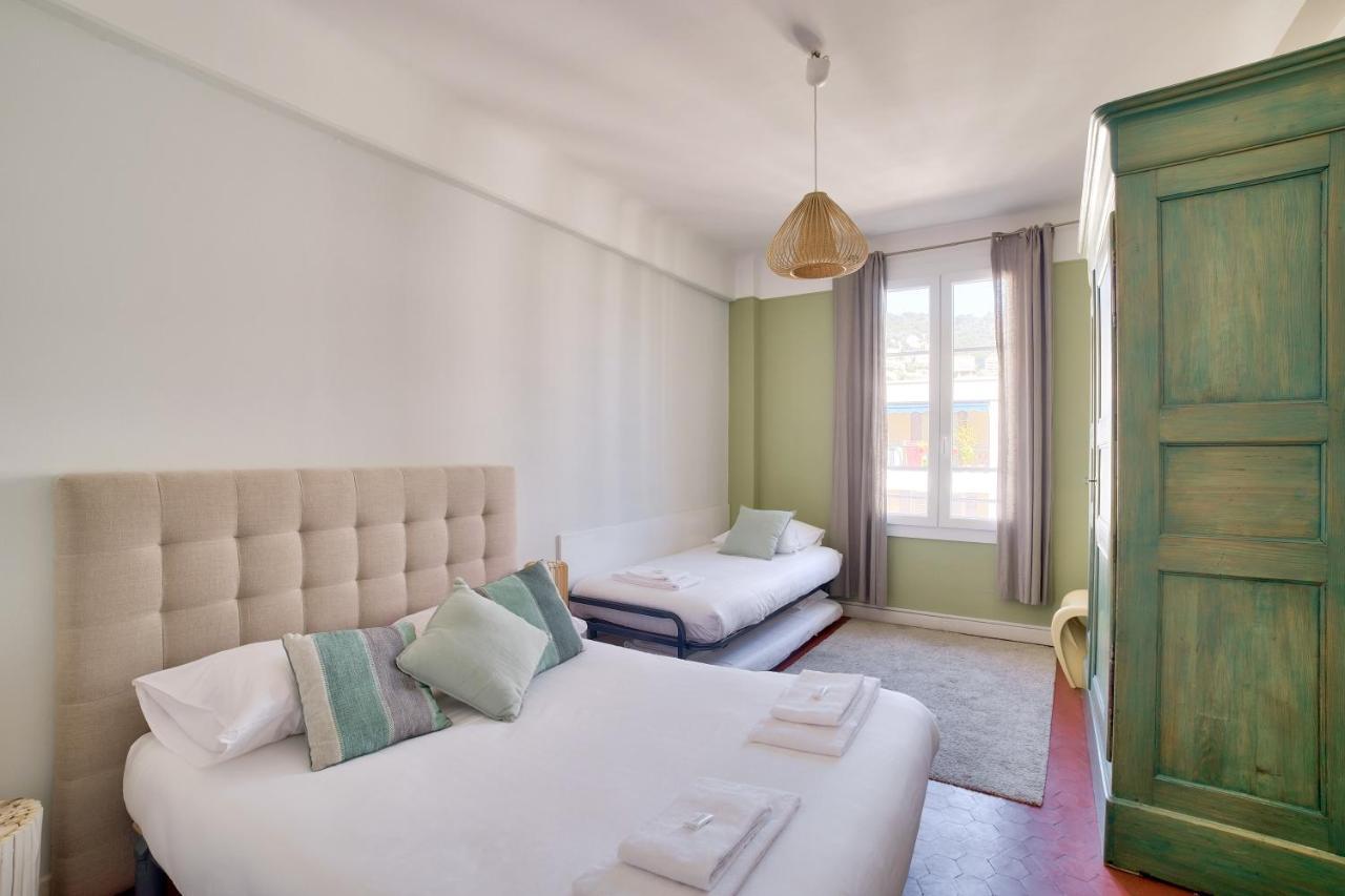 Superb T3 100 Meters From The Port Of Leilighet *
